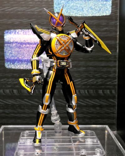 S.H.Figuarts(真骨雕制法)    假面骑士次世代凯撒
