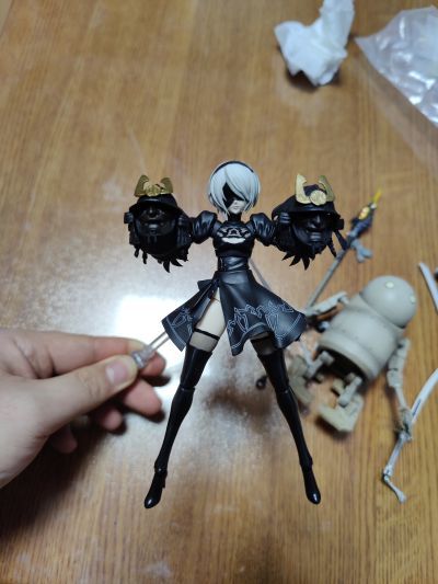 S.H.Figuarts  2B
