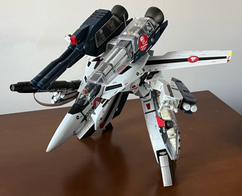 DX超合金  超时空要塞 可曾记得爱 VF-1S 冲锋女武神（一条辉专用） 内构细节版