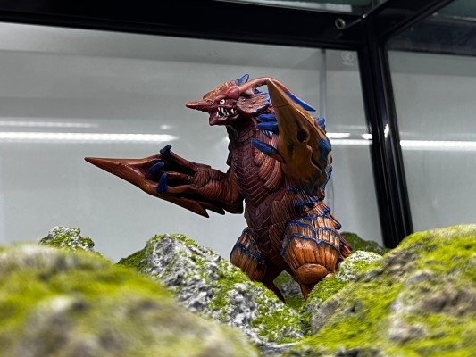 S.H.Figuarts   23式特殊战术机甲兽 阿斯加隆