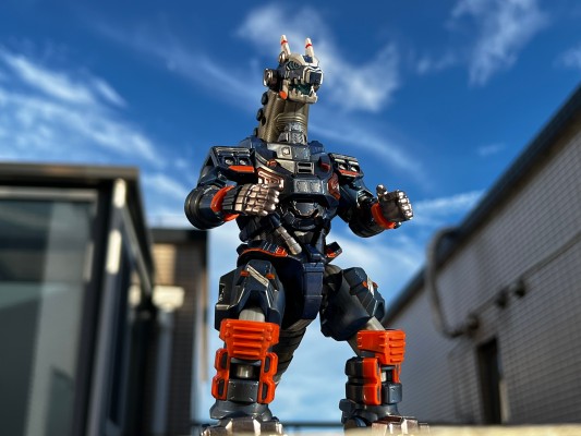 S.H.Figuarts   23式特殊战术机甲兽 阿斯加隆