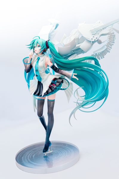 初音未来  16周年纪念款