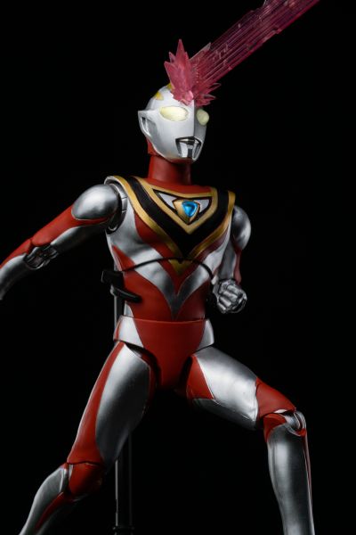 奥特曼光系列 盖亚奥特曼（V1型）