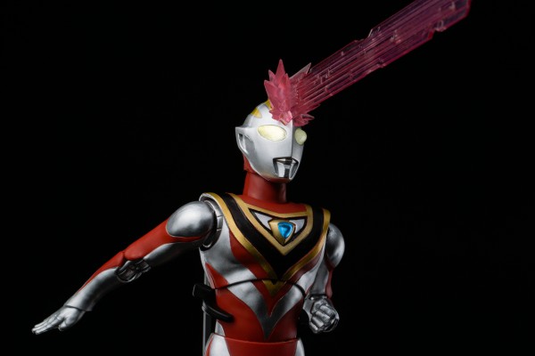 奥特曼光系列 盖亚奥特曼（V1型）