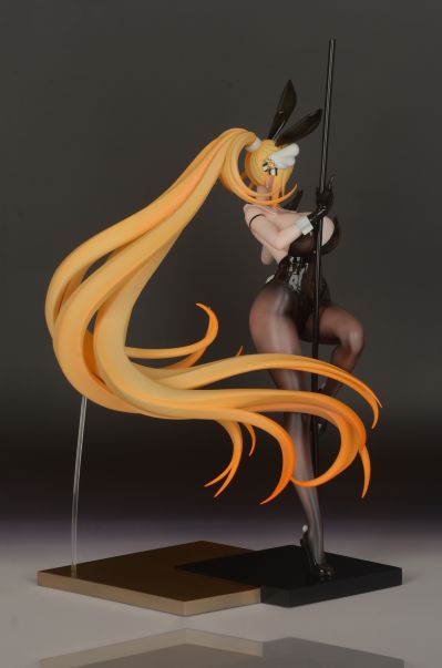 胜利女神：妮姬 露菲 奢侈兔