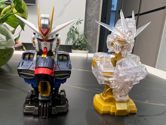 机动战士高达 机动战士胸像04 强袭自由高达