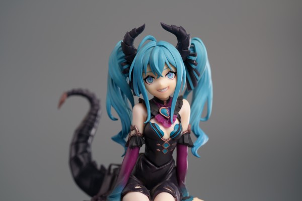 压泡面 初音未来 变色小恶魔