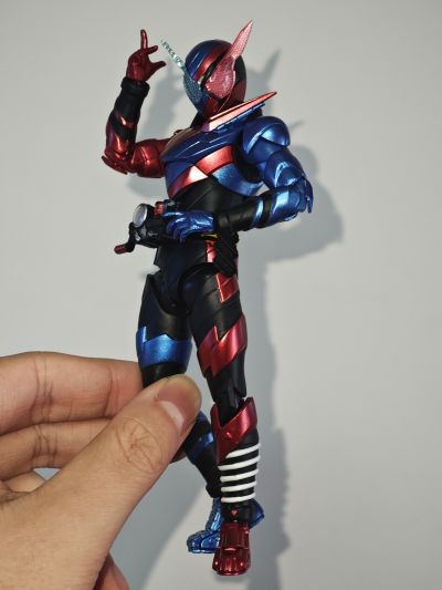 S.H.Figuarts 假面骑士创骑 兔子坦克形态 平成世代版