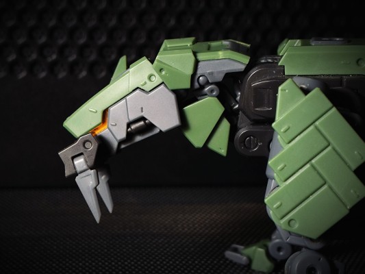 No.57 傀甲小队 狩牙