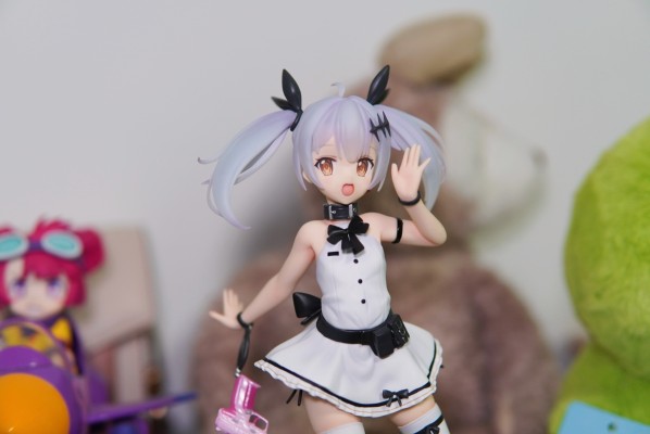 少女前线 FN-57 芬芬的冒险