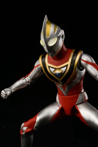 奥特曼光系列 盖亚奥特曼（V1型）