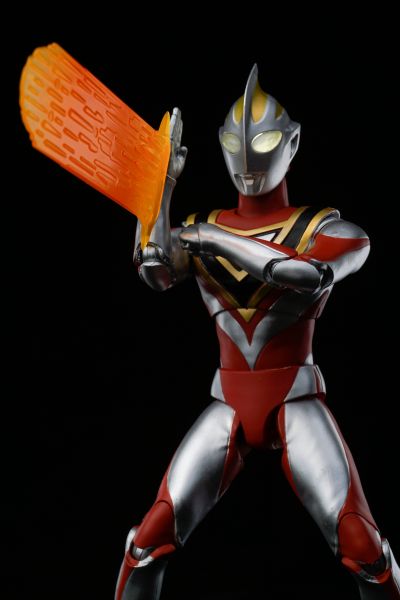 奥特曼光系列 盖亚奥特曼（V1型）