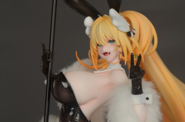 胜利女神：妮姬 露菲 奢侈兔