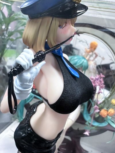 罪恶都市 女警官 追视眼