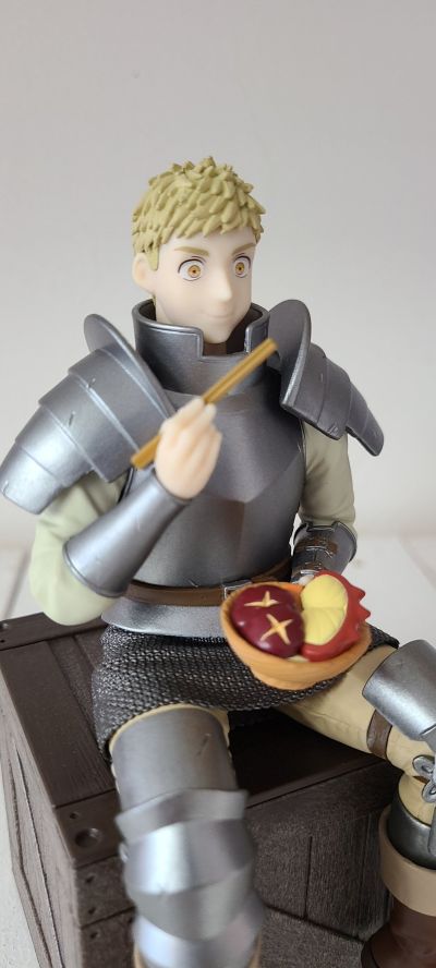 压泡面 迷宫饭 莱欧斯