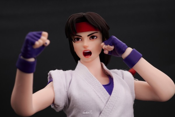 拳皇97 坂崎百合 可动布衣人偶