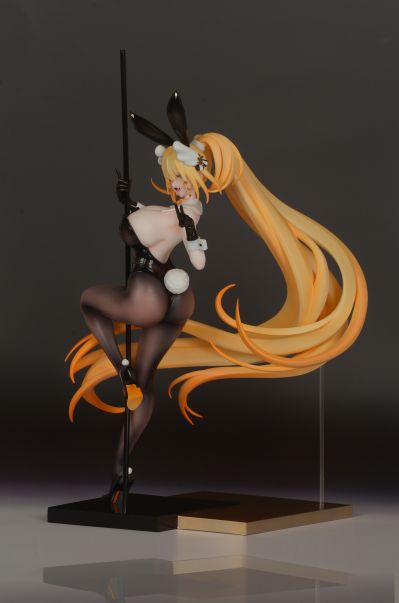 胜利女神：妮姬 露菲 奢侈兔