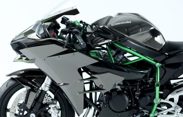 MT-002s 川崎 Ninja H2（悦色版）