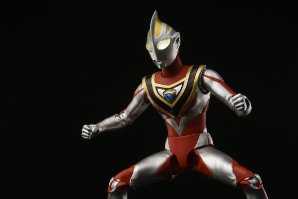 奥特曼光系列 盖亚奥特曼（V1型）