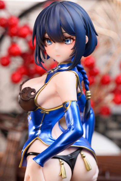 初来乍到的旗袍小姐 南宫樱桃 追视眼