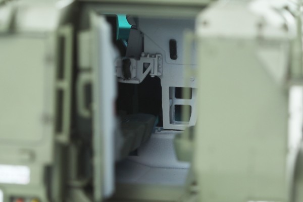 VS-014 俄罗斯K-4386“台风”VDV装甲车