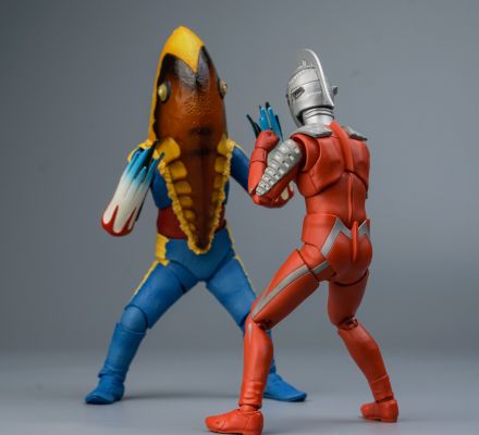 S.H.Figuarts 美特隆星人 剧中版