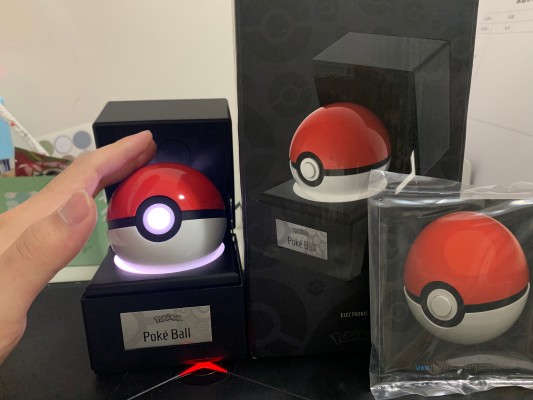 Light-Up Figure 精灵宝可梦系列 精灵球