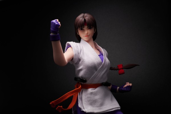 拳皇97 坂崎百合 可动布衣人偶