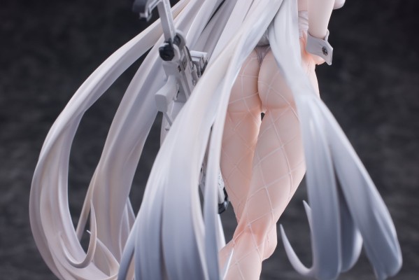 胜利女神：妮姬 布兰儿