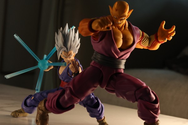 S.H.Figuarts   橙色比克