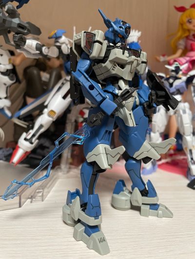 HG 1/144  亚诺克塔魔灵高达（暂译）