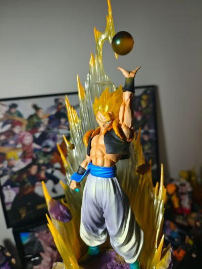 FiguartsZERO [超激战] 龙珠Z 复活！悟空与贝吉塔的合体 超级赛亚人悟吉塔 -展会限定版-
