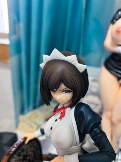 一脸嫌弃的让你看胖次 伊东千岁 标准版