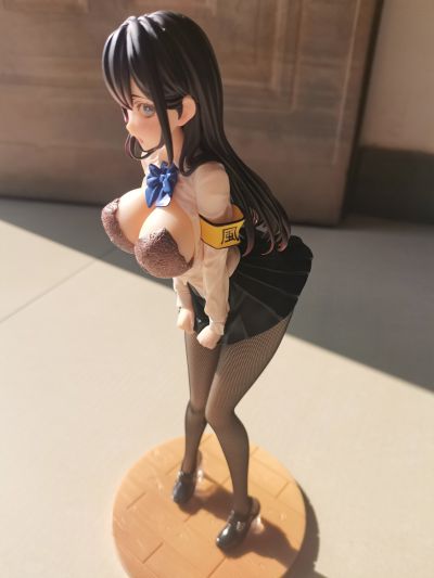 淋湿的风纪委员 追视眼