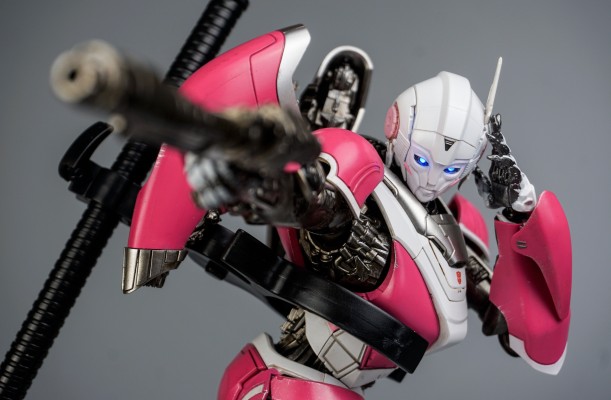 DLX 大黄蜂 阿尔茜