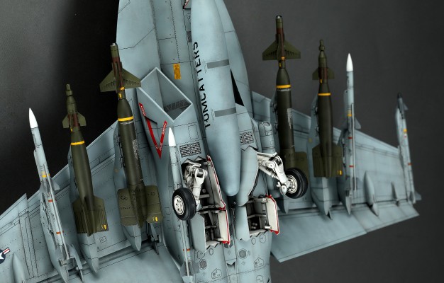 LS-012 波音 F/A-18E 超级大黄蜂 战斗机