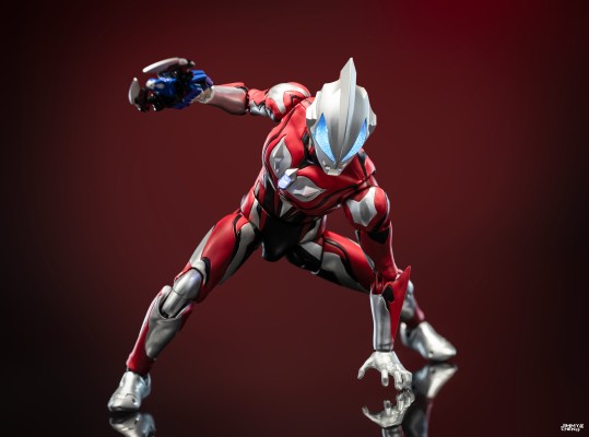 光轨迹 捷德奥特曼 原始形态