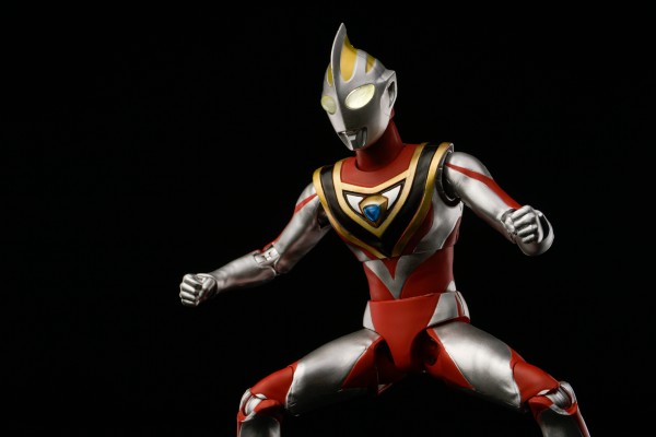 奥特曼光系列 盖亚奥特曼（V1型）