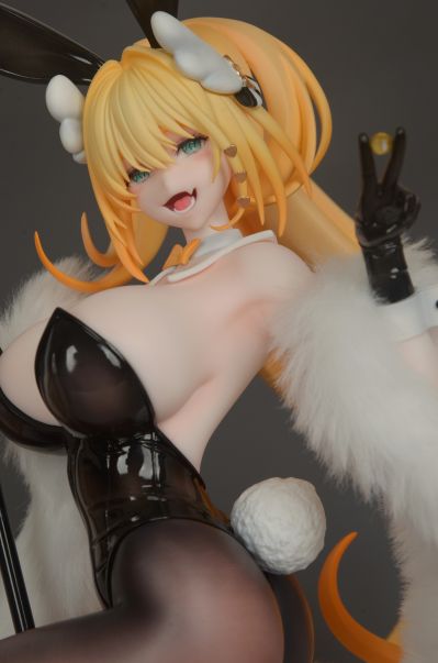 胜利女神：妮姬 露菲 奢侈兔