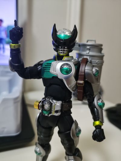 S.H.Figuarts(真骨雕制法)  诞骑武装·巨蝎（暂译）