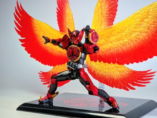 S.H.Figuarts(真骨雕制法)    假面骑士欧兹 鹰雀鹫联组（大结局款式）