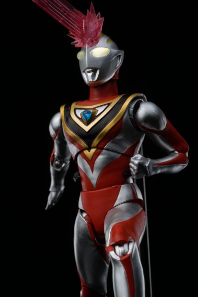 奥特曼光系列 盖亚奥特曼（V1型）