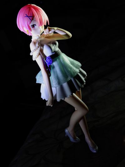 压泡面 Re：从零开始的异世界生活 雷姆 狗狗耳警官