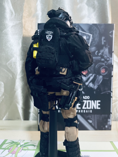 EBS002 原创故事珍藏人偶 极限战境 特工 休·拉弗格