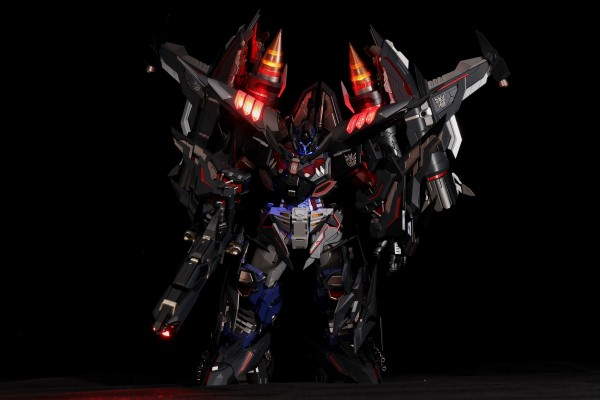 铁机巧 变形金刚 天火武装