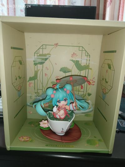 初音未来 荷塘嬉戏