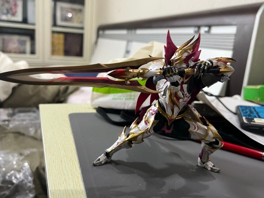 转轮科技系列 惊奇山口 怪物猎人崛起：曙光 男剑士猎人 爵银龙套装