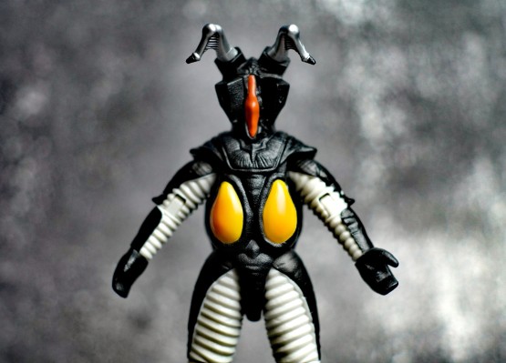 奥特超可动系列  芝顿