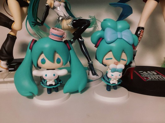 初音未来×大耳狗 精细小人偶