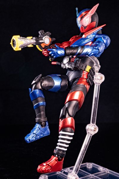 S.H.Figuarts 假面骑士创骑 兔子坦克形态 平成世代版